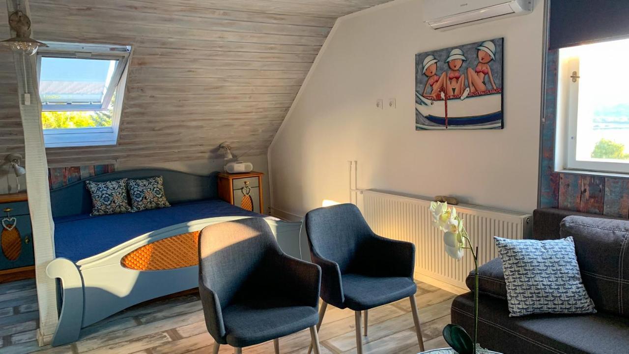 T.H.Ny Village Inn Cottage Tihany Buitenkant foto